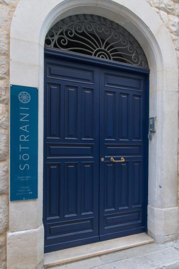 Sotrani Bed & Breakfast Luaran gambar